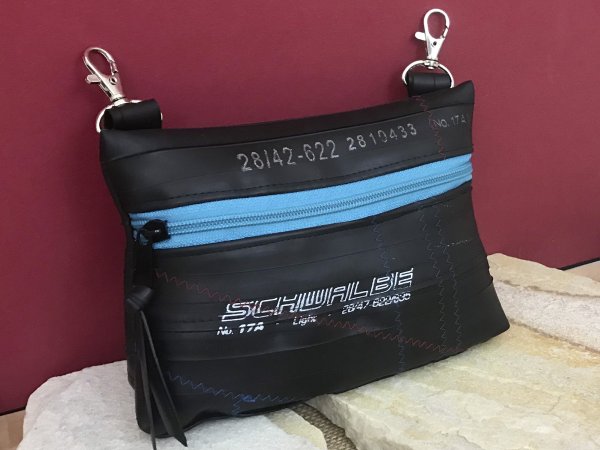 Reitertasche aus Upcycling-Fahrradschlauch